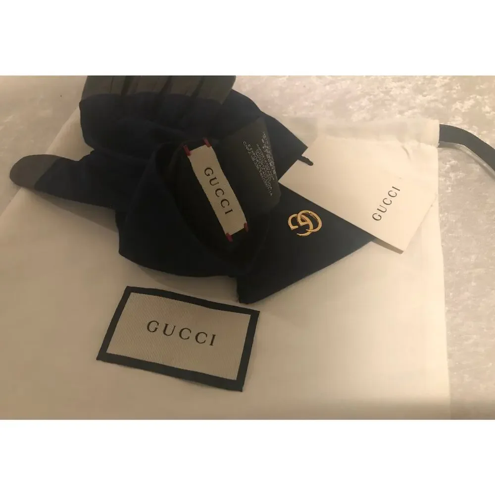 NWT Gucci Viola Blue Suede & Black Leather Marmont Logo Gloves Sz 7.5/M $630.00